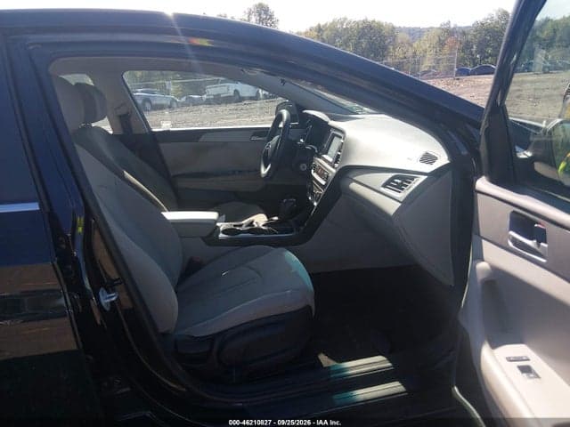 2019 HYUNDAI SONATA SE 5