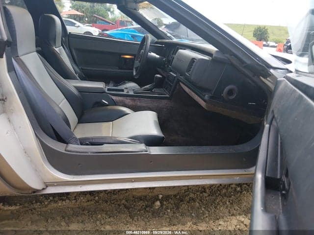 1984 CHEVROLET CORVETTE 5