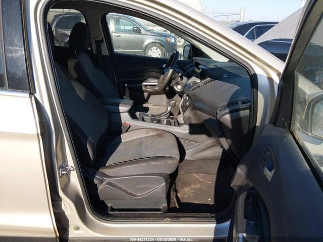 2017 FORD ESCAPE SE 5