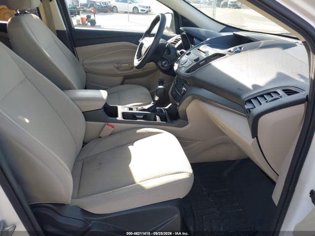 2017 FORD ESCAPE SE 5