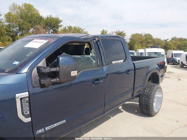 2018 FORD F-250 LARIAT 17