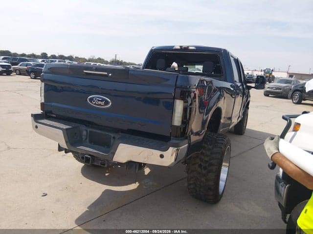 2018 FORD F-250 LARIAT 4