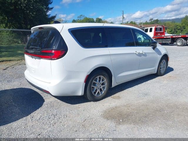 2026 CHRYSLER PACIFICA SELECT 4
