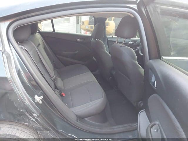 2017 CHEVROLET CRUZE LT AUTO 8
