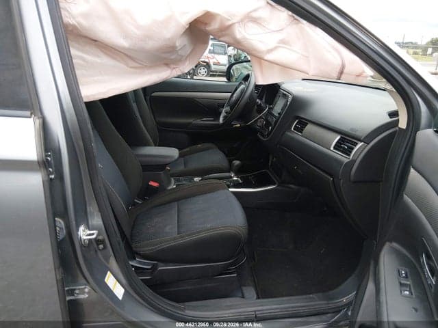 2018 MITSUBISHI OUTLANDER ES 5