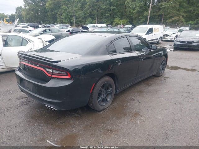 2019 DODGE CHARGER SXT RWD 4