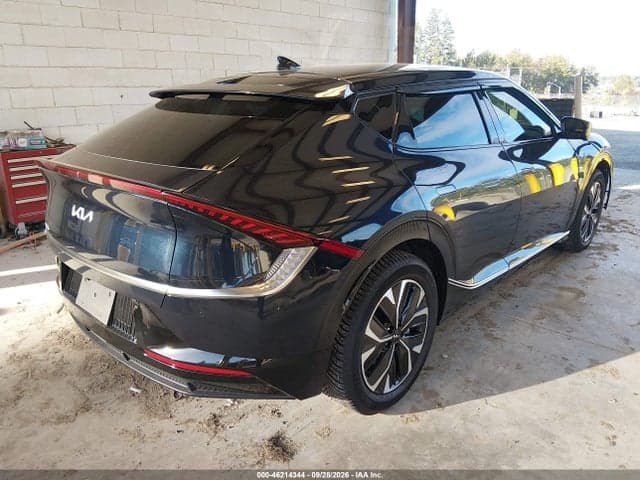 2022 KIA EV6 WIND 4