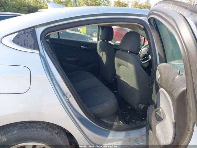 2018 CHEVROLET CRUZE LT AUTO 8