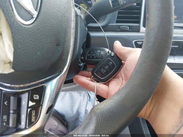 2018 HYUNDAI SONATA SE 11