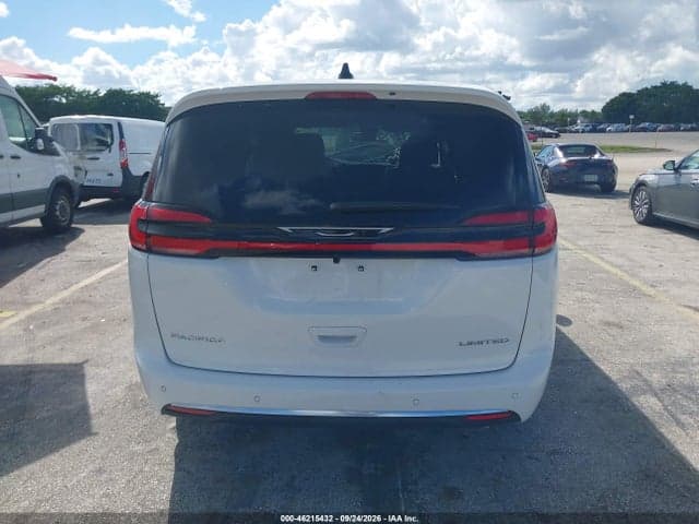 2027 CHRYSLER PACIFICA 15