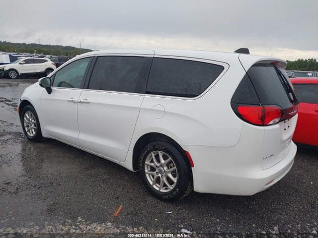 2023 CHRYSLER VOYAGER LX 3