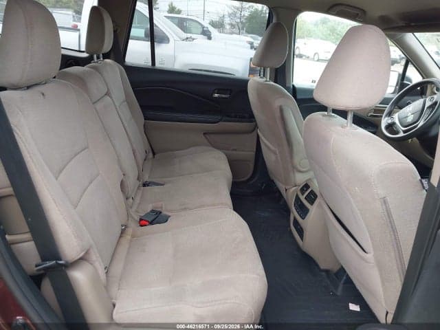2017 HONDA PILOT EX 8