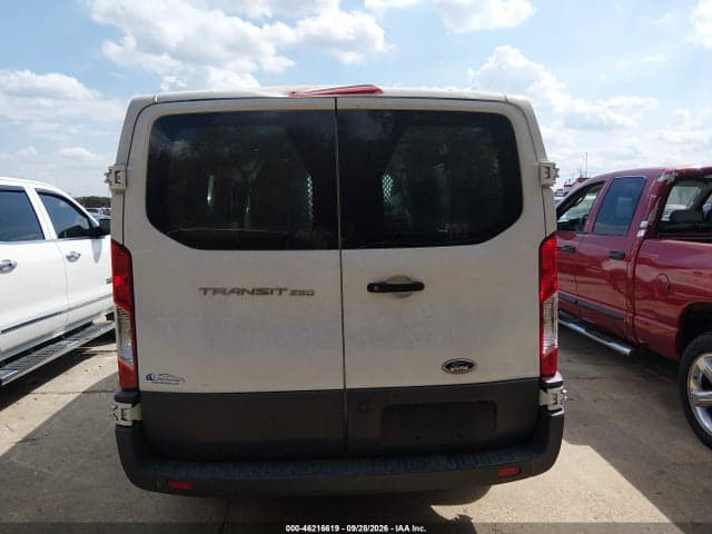 2018 FORD TRANSIT-250 16