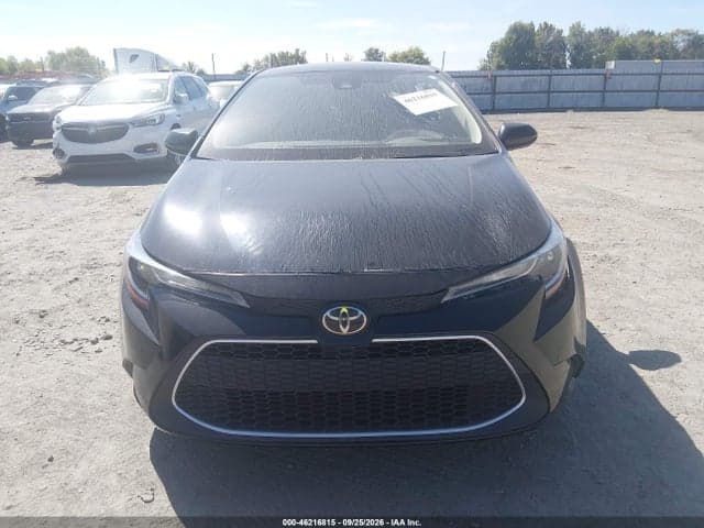2021 TOYOTA COROLLA LE 12