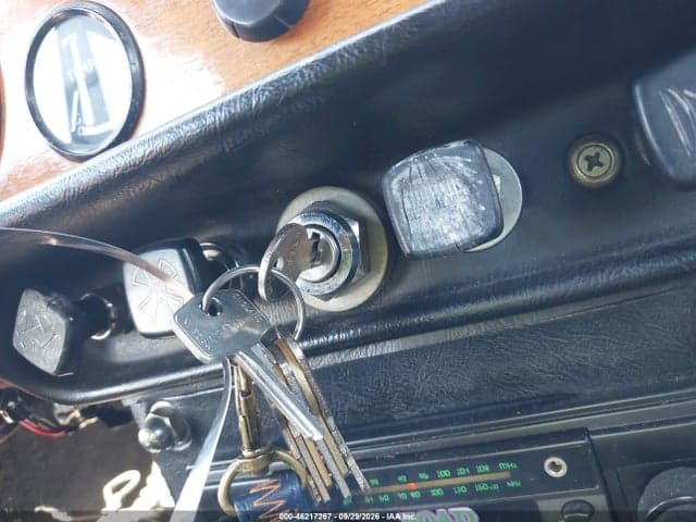 1971 TRIUMPH TR6 11