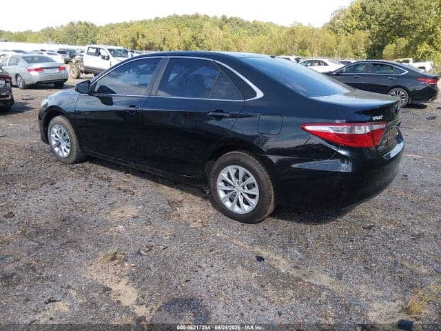 2017 TOYOTA CAMRY LE 3