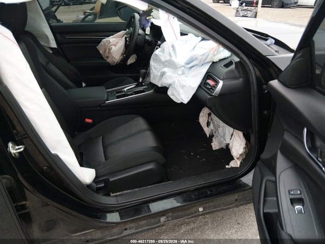2019 HONDA ACCORD EX 5