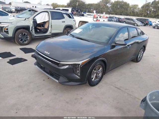 2025 KIA K4 EX 2