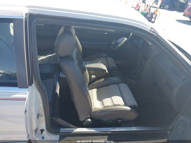 1985 FORD THUNDERBIRD 5