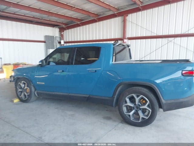 2022 RIVIAN R1T ADVENTURE PACKAGE 15