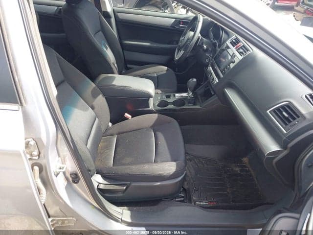 2017 SUBARU LEGACY 2.5I PREMIUM 5