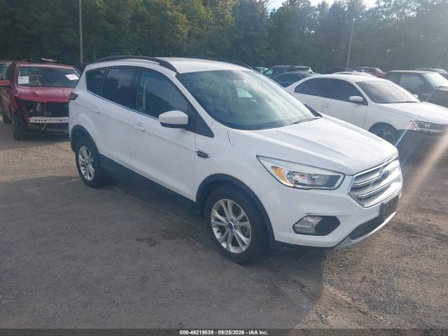 2018 FORD ESCAPE SE 1