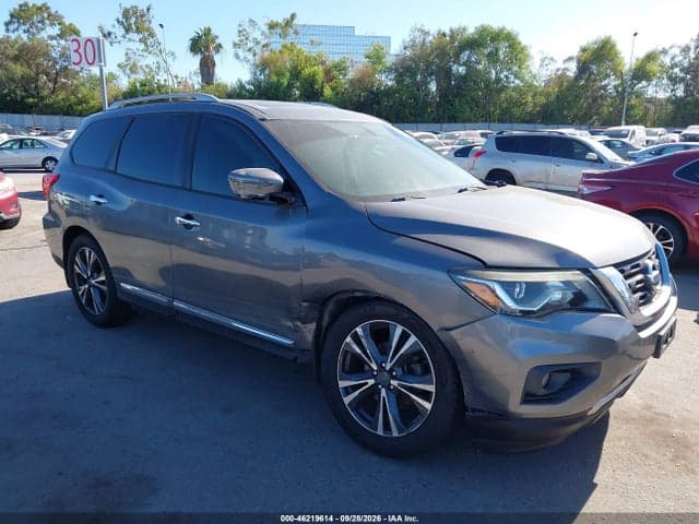 2017 NISSAN PATHFINDER PLATINUM 1