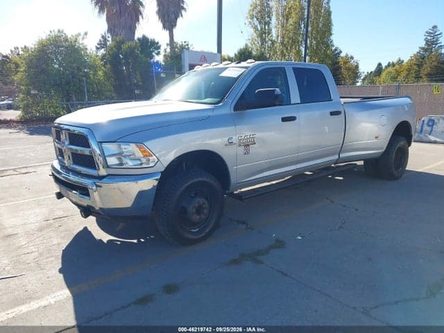 2017 RAM 3500 TRADESMAN 4X4 8' BOX 2