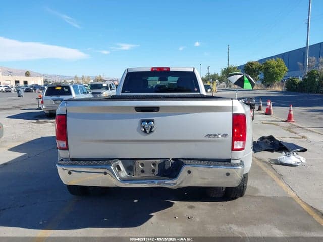 2017 RAM 3500 TRADESMAN 4X4 8' BOX 15