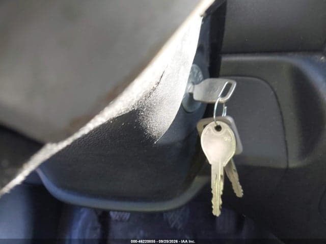 2017 NISSAN VERSA 1.6 S 11