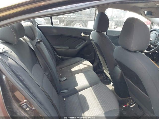 2017 KIA FORTE LX 8