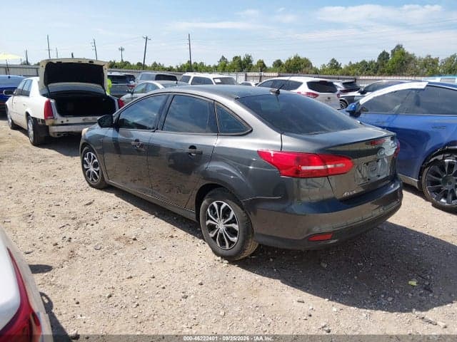 2017 FORD FOCUS S 3