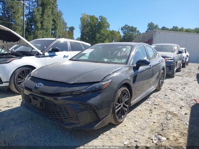 2025 TOYOTA CAMRY SE 2
