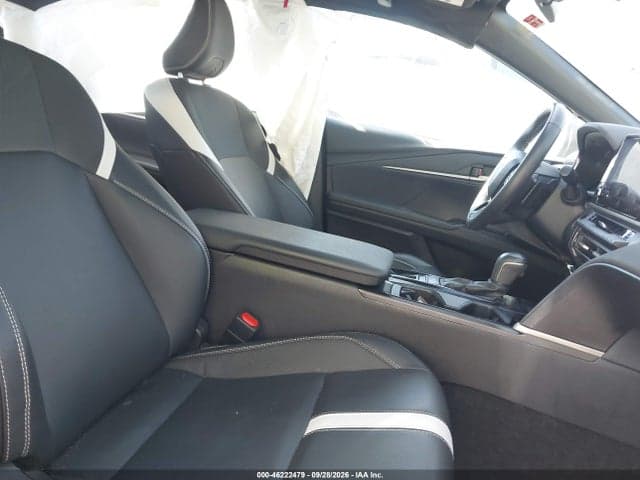 2025 TOYOTA CAMRY SE 5