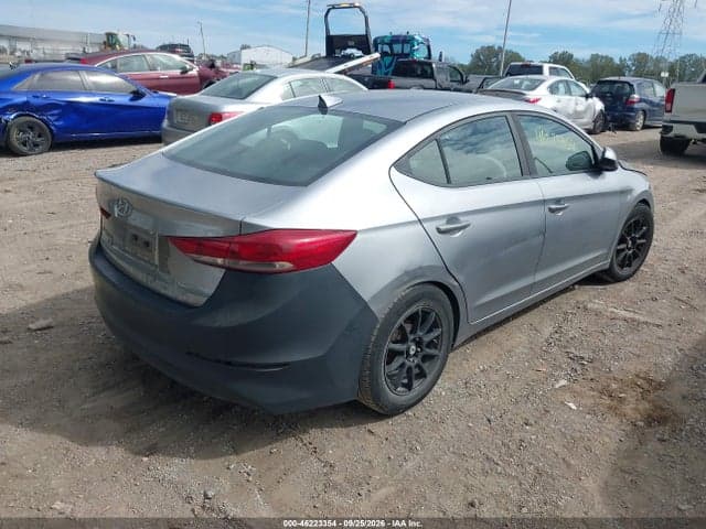 2017 HYUNDAI ELANTRA SE 4