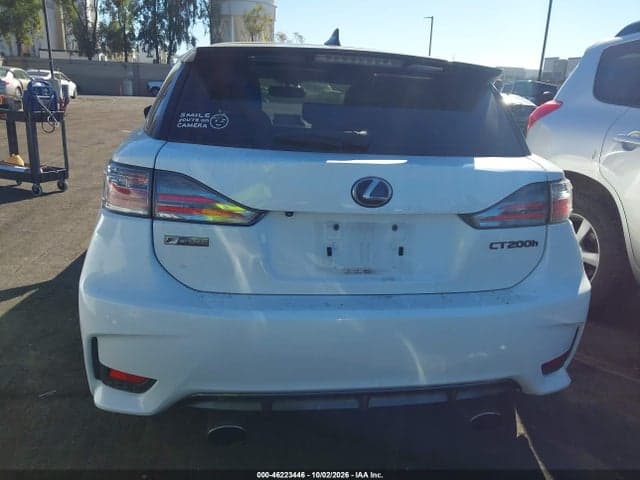 2017 LEXUS CT 200H 17