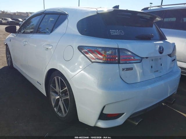 2017 LEXUS CT 200H 3