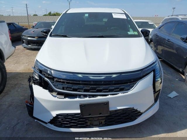 2027 CHRYSLER PACIFICA 12