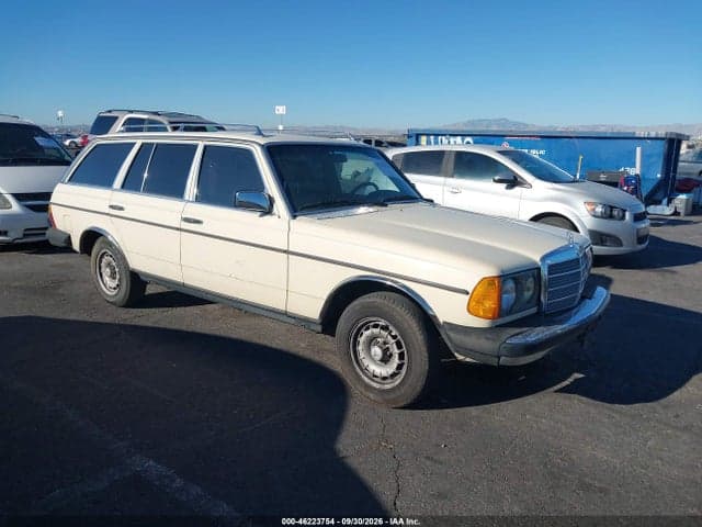 1982 MERCEDES-BENZ 300 TDT