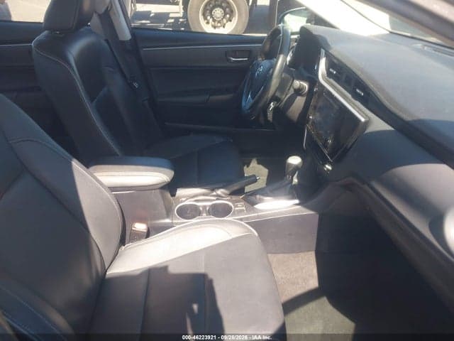 2018 TOYOTA COROLLA XLE 5