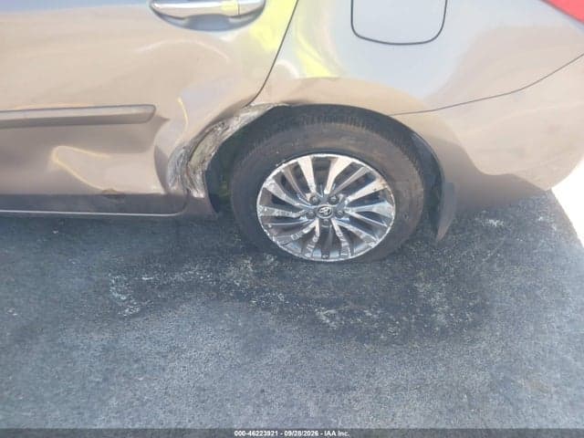 2018 TOYOTA COROLLA XLE 6