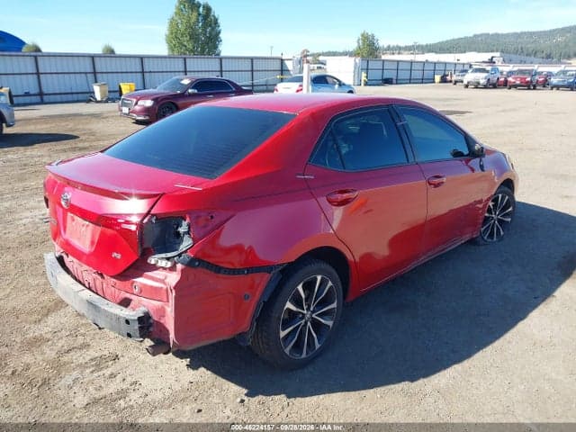 2018 TOYOTA COROLLA SE 4