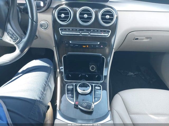 2019 MERCEDES-BENZ GLC 300 11