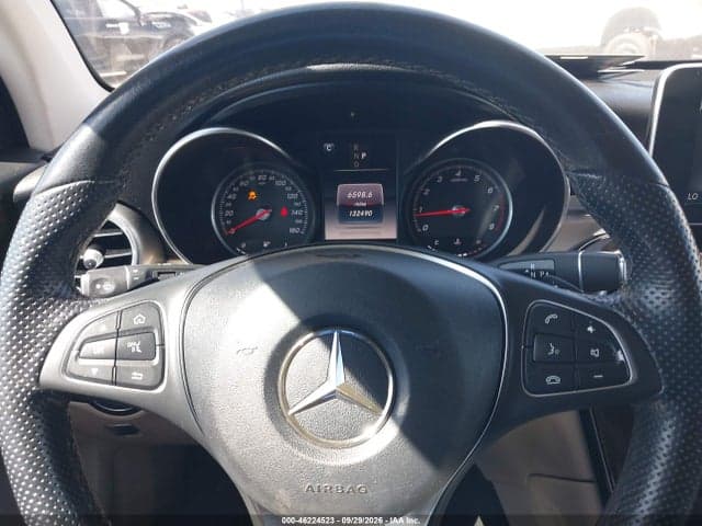 2019 MERCEDES-BENZ GLC 300 7