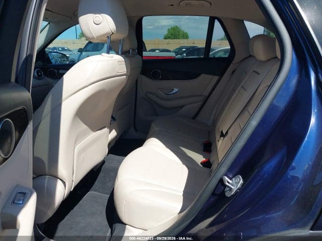 2019 MERCEDES-BENZ GLC 300 8