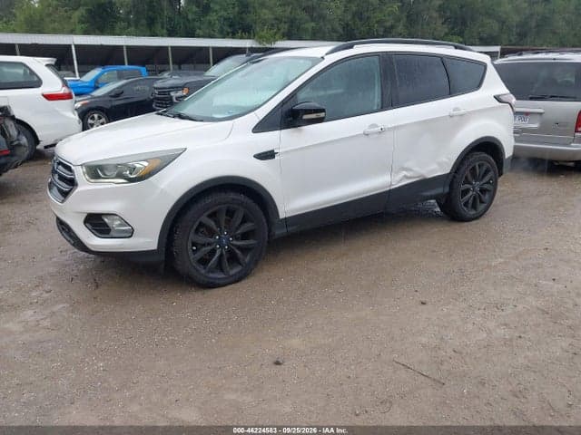 2017 FORD ESCAPE TITANIUM 2