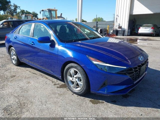 2021 HYUNDAI ELANTRA SE 1