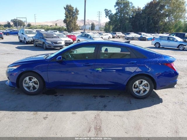 2021 HYUNDAI ELANTRA SE 16