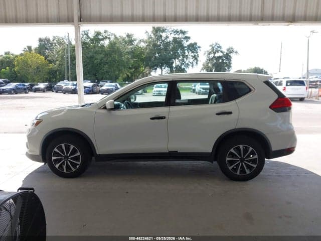 2017 NISSAN ROGUE S 14