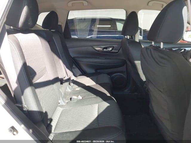 2017 NISSAN ROGUE S 8